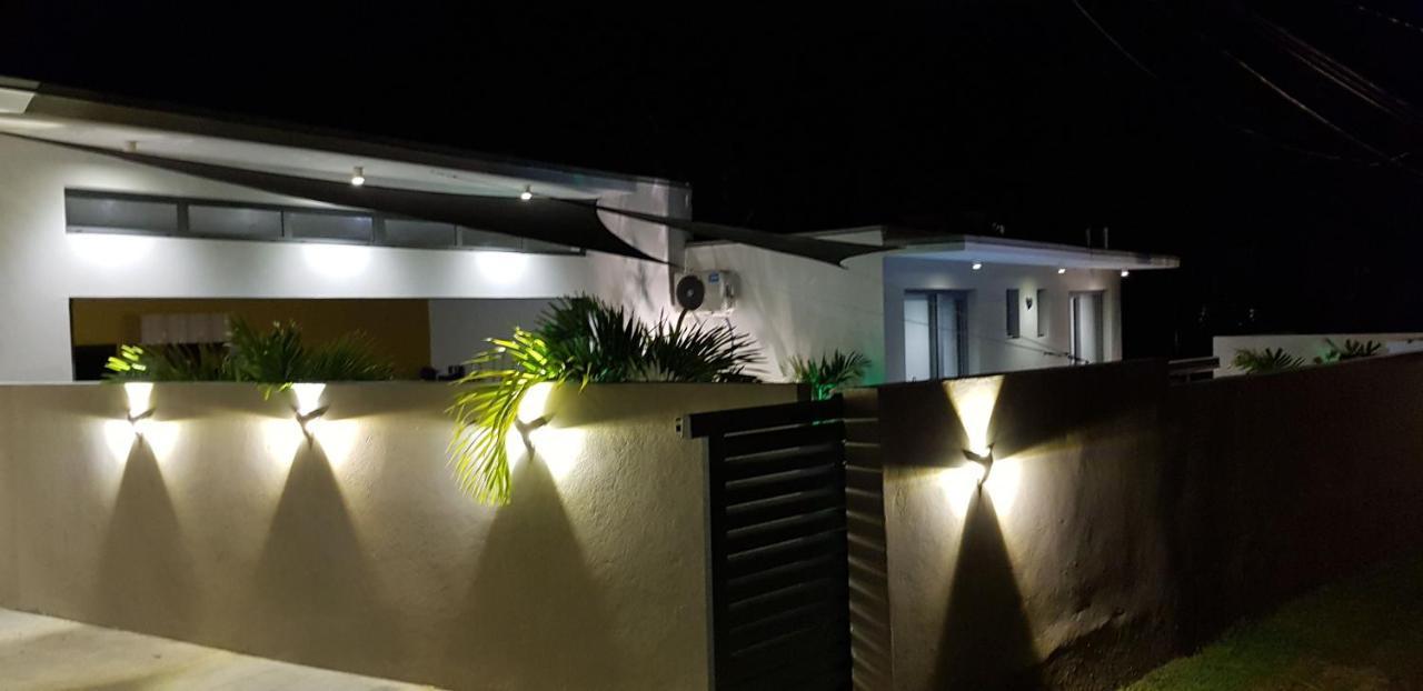 Palm Villas Sainte-Anne (Grande-Terre) Exterior foto